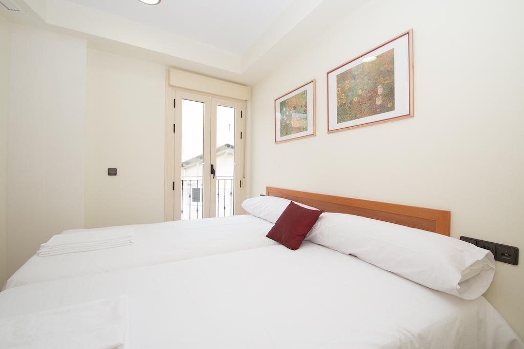 ולנסיה Viveros Apartments מראה חיצוני תמונה